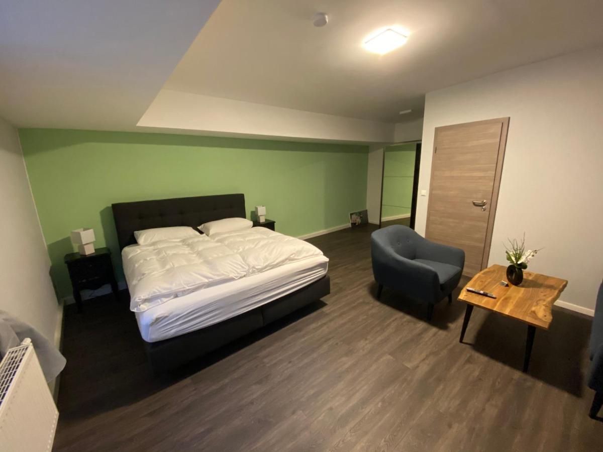 Jg Hotel Am Schweizerberg Memmingen Bagian luar foto