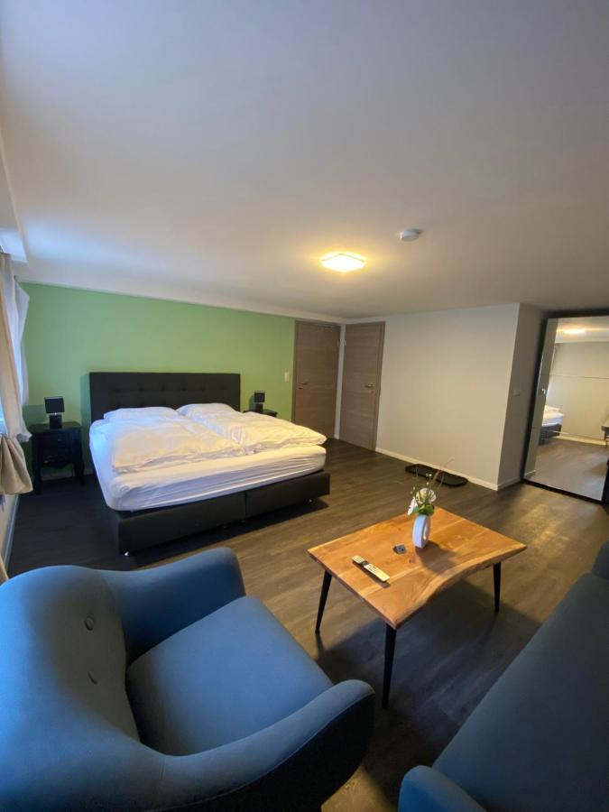 Jg Hotel Am Schweizerberg Memmingen Bagian luar foto