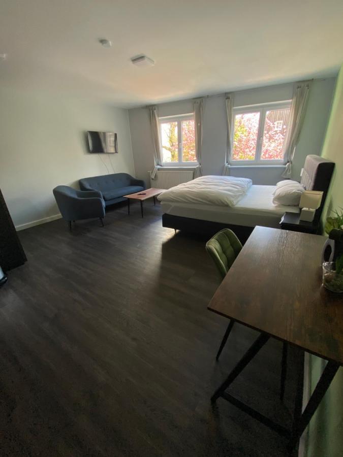 Jg Hotel Am Schweizerberg Memmingen Bagian luar foto